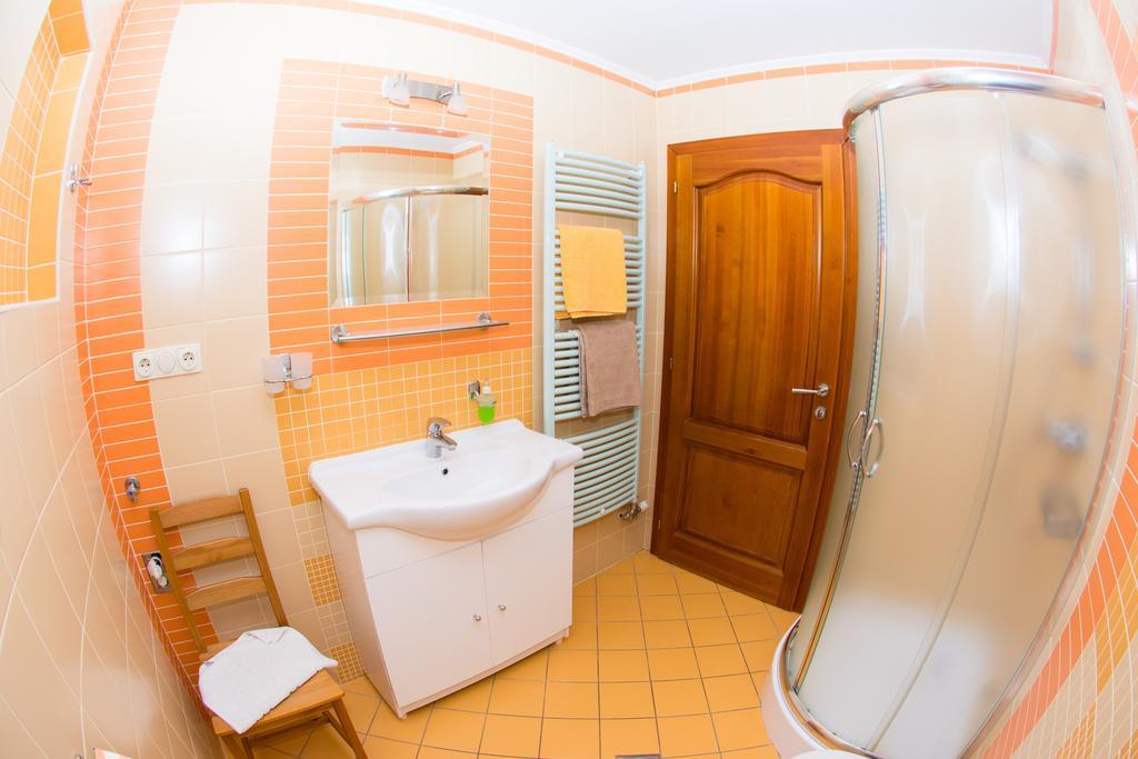 Elek Apartmanhaz Hajduszoboszlo Exterior photo